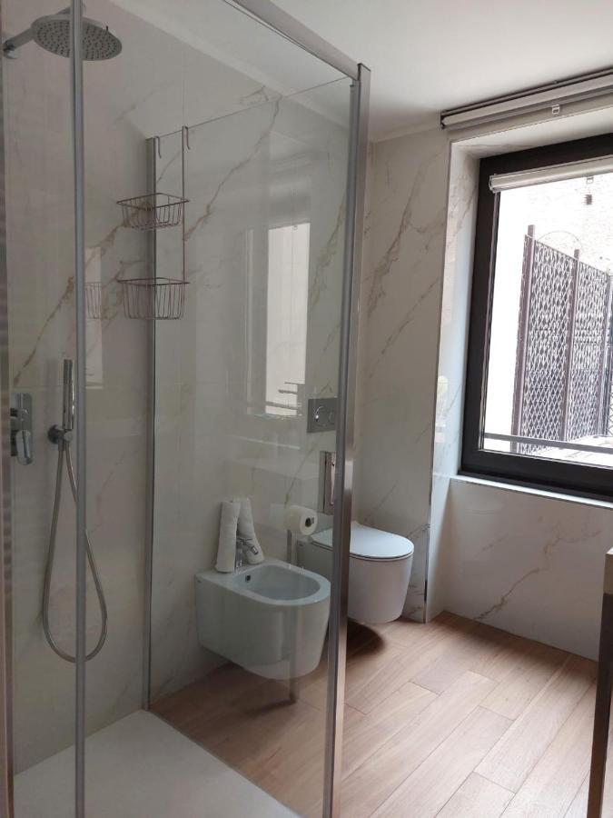 Nj Hotels & Apartments San Pietro All'Orto 6 Milano Exteriör bild