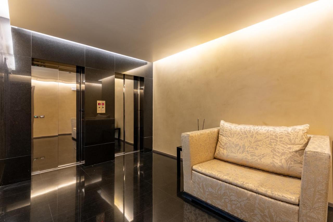 Nj Hotels & Apartments San Pietro All'Orto 6 Milano Exteriör bild