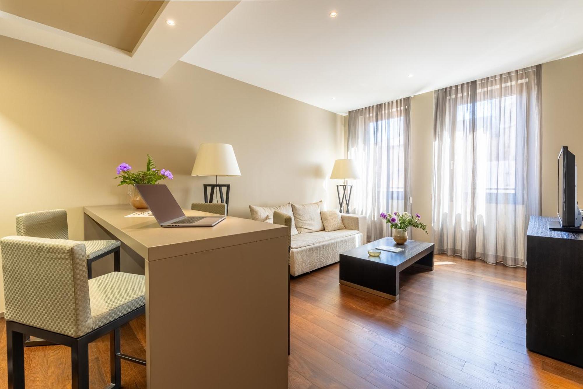 Nj Hotels & Apartments San Pietro All'Orto 6 Milano Exteriör bild